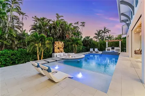Exterior - 3290 Crayton Rd, Naples, FL 34103 photo 7 of 15