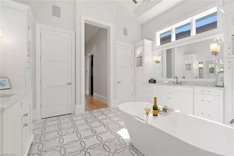 Bath - 3290 Crayton Rd, Naples, FL 34103 photo 3 of 7