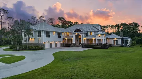 2263 Coach House Ln, Naples, FL 34105