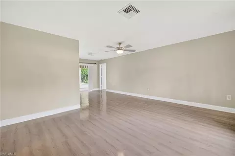 541 Landmark Dr, Naples, FL 34112 photo 9