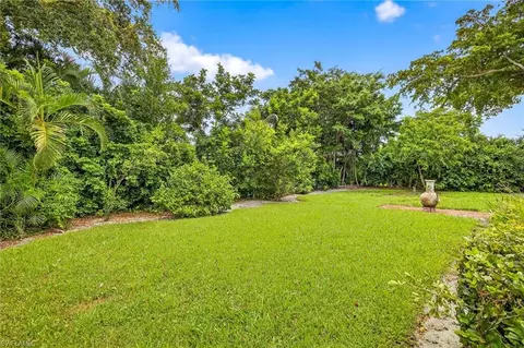 541 Landmark Dr, Naples, FL 34112 photo 22