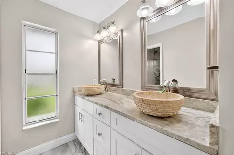 541 Landmark Dr, Naples, FL 34112 photo 14