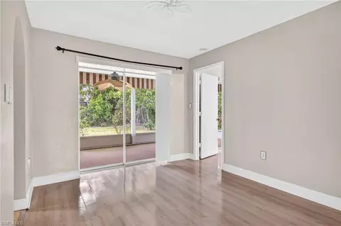 541 Landmark Dr, Naples, FL 34112 photo 11