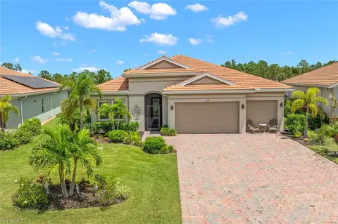 3649 Avenida Del Vera, North Fort Myers, FL 33917