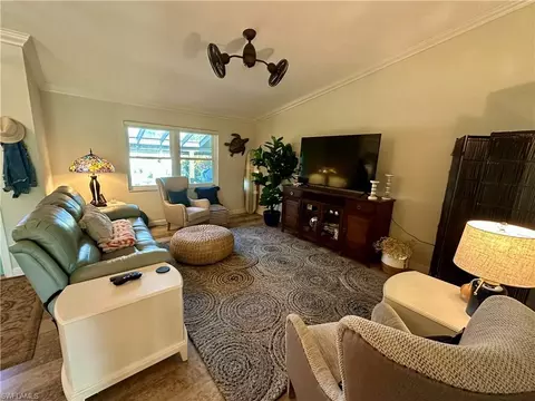 107 Round Key Cir #E9, Naples, FL 34112 photo 8