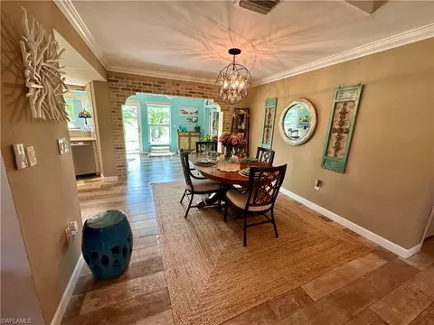107 Round Key Cir #E9, Naples, FL 34112 photo 12