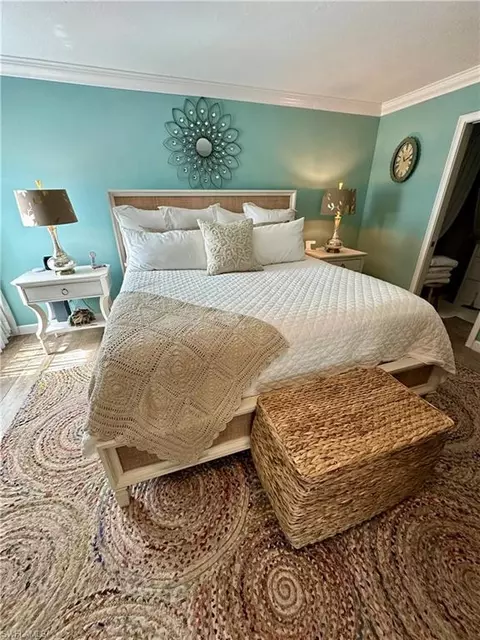 107 Round Key Cir #E9, Naples, FL 34112 photo 35