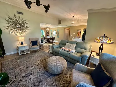 107 Round Key Cir #E9, Naples, FL 34112 photo 10