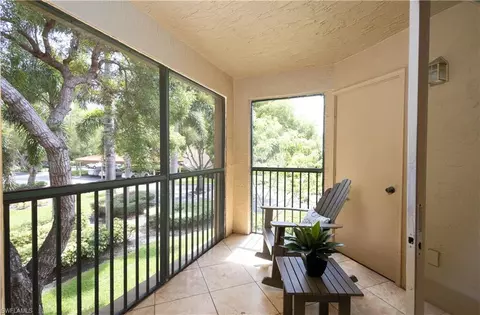 8880 Colonnades Ct W #428, Bonita Springs, FL 34135