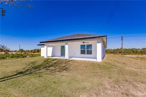 Exterior - 215 Nautilus Ave, Labelle, FL 33935 photo 4 of 9