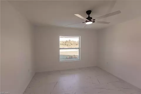 Bedroom - 215 Nautilus Ave, Labelle, FL 33935 photo 6 of 8