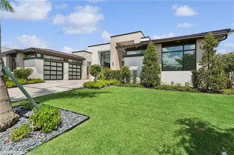 10411 Via Parma Way, Miromar Lakes, FL 33913