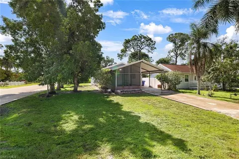 27601 Pullen Ave, Bonita Springs, FL 34135
