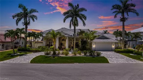 2428 SE 28th St, Cape Coral, FL 33904