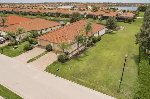 Exterior - 1403 Oceania Dr S, Naples, FL 34113 photo 2 of 5
