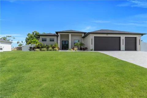 3910 NW 44th Ter, Cape Coral, FL 33993