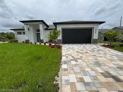 814 Floyd Ave S, Lehigh Acres, FL 33976