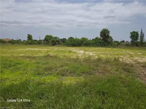 4123 NE 9th Ave, Cape Coral, FL 33909