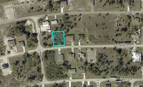 831 Palomino St E, Lehigh Acres, FL 33974
