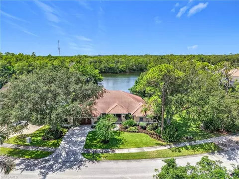 6806 Wellington Dr, Naples, FL 34109