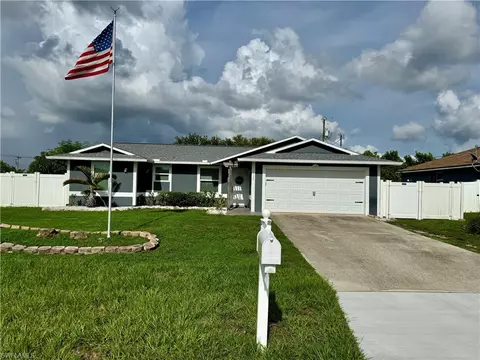 2123 NE 15th Ave, Cape Coral, FL 33909