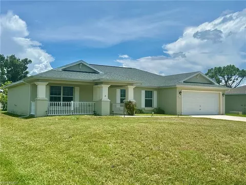 211 SW 26th Ave, Cape Coral, FL 33991