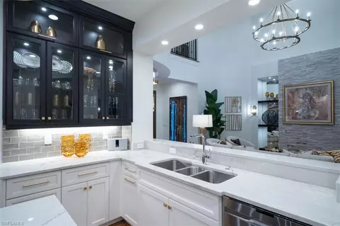 Kitchen - 33 3rd St S, Naples, FL 34102 photo 4 of 6