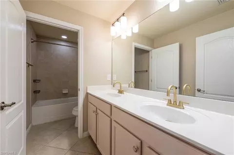 Bath - 2470 Heydon Cir E, Naples, FL 34120 photo 2 of 3