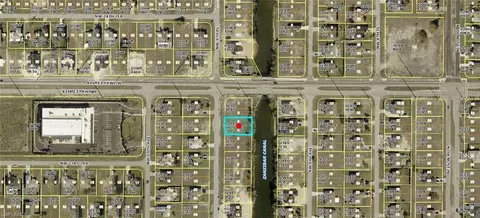 2325 NW 9th Pl, Cape Coral, FL 33993