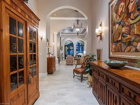 2204 Goshawk Ct, Naples, FL 34105 photo 4
