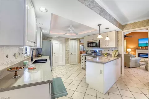 3097 Round Table Ct, Naples, FL 34112 photo 6