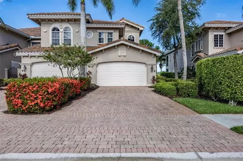 9067 Cherry Oaks Trl #202, Naples, FL 34114