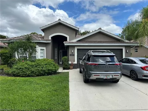 9754 Blue Stone Cir, Fort Myers, FL 33913