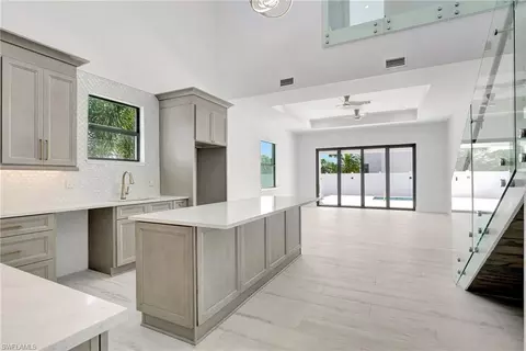 596 97th Ave N, Naples, FL 34108 photo 7