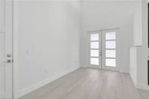 596 97th Ave N, Naples, FL 34108 photo 3