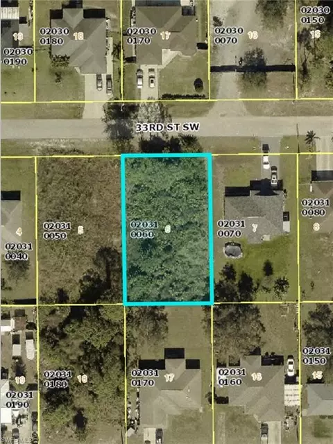 3911 33rd St SW, Lehigh Acres, FL 33976