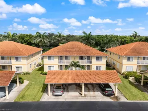 1715 Reuven Cir #2103, Naples, FL 34112
