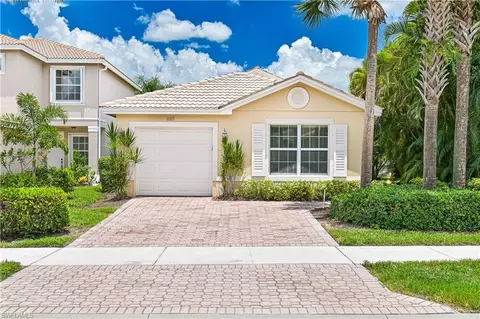 11103 Yellow Poplar Dr, Fort Myers, FL 33913