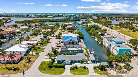 203 1st St, Bonita Springs, FL 34134