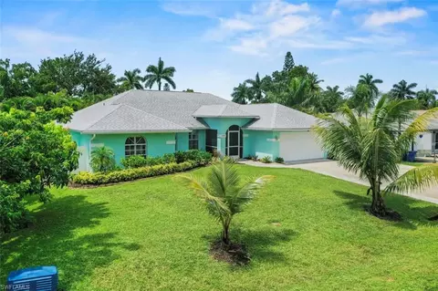 11690 Amanda Ln, Bonita Springs, FL 34135