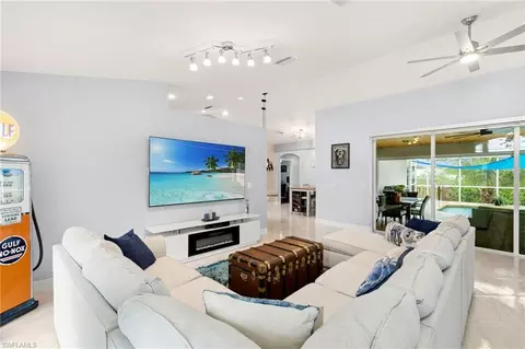 1004 NW 12th Ave, Cape Coral, FL 33993