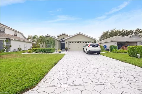 2329 Heritage Greens Dr, Naples, FL 34119