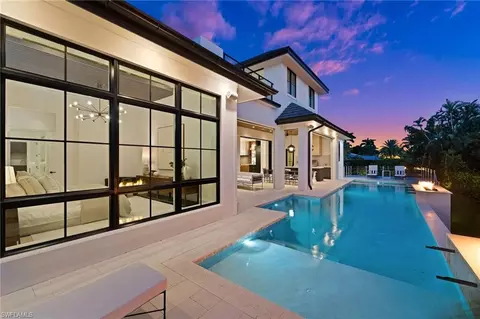 Exterior - 508 Neapolitan Ln, Naples, FL 34103 photo 2 of 6