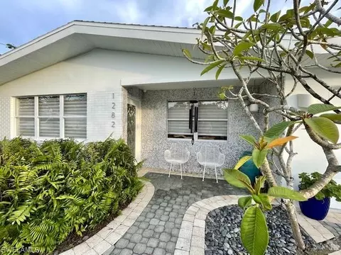 1282 Illinois Dr, Naples, FL 34103