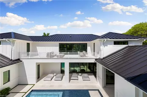 Exterior - 1405 Mandarin Rd, Naples, FL 34102 photo 6 of 8