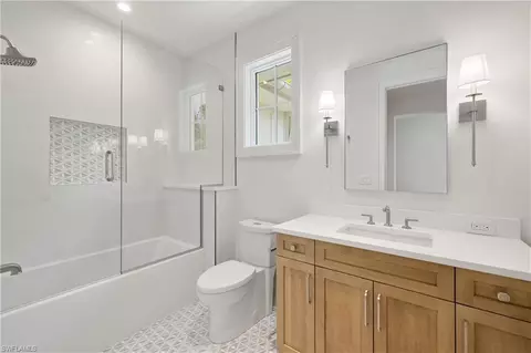 Bath - 1405 Mandarin Rd, Naples, FL 34102 photo 7 of 10