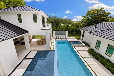 Exterior - 1405 Mandarin Rd, Naples, FL 34102 photo 5 of 8