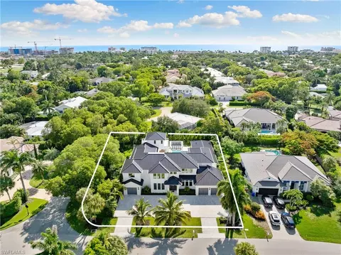 View/Area - 1405 Mandarin Rd, Naples, FL 34102 photo 2 of 3