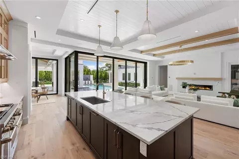 Kitchen - 1405 Mandarin Rd, Naples, FL 34102 photo 5 of 6