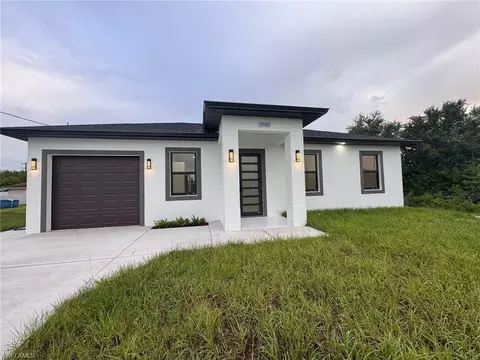3105 11th St SW, Lehigh Acres, FL 33976